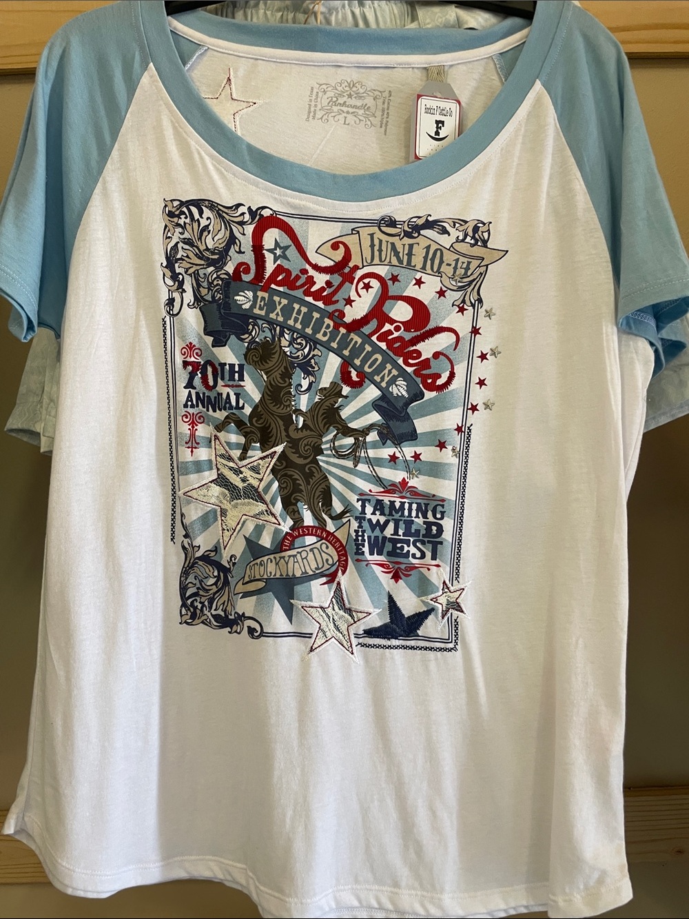 Women’s tee